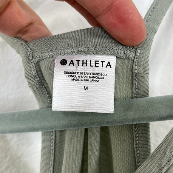 Athleta NWT‎ Essence Explore Tank Sage size Medium - Picture 4 of 12